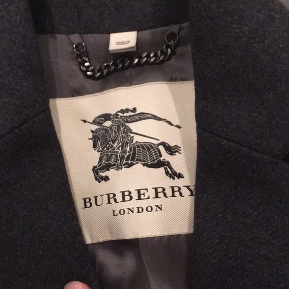 Men’s Burberry tailored Wool Coat Gray size 40 - Picture 2 of 10